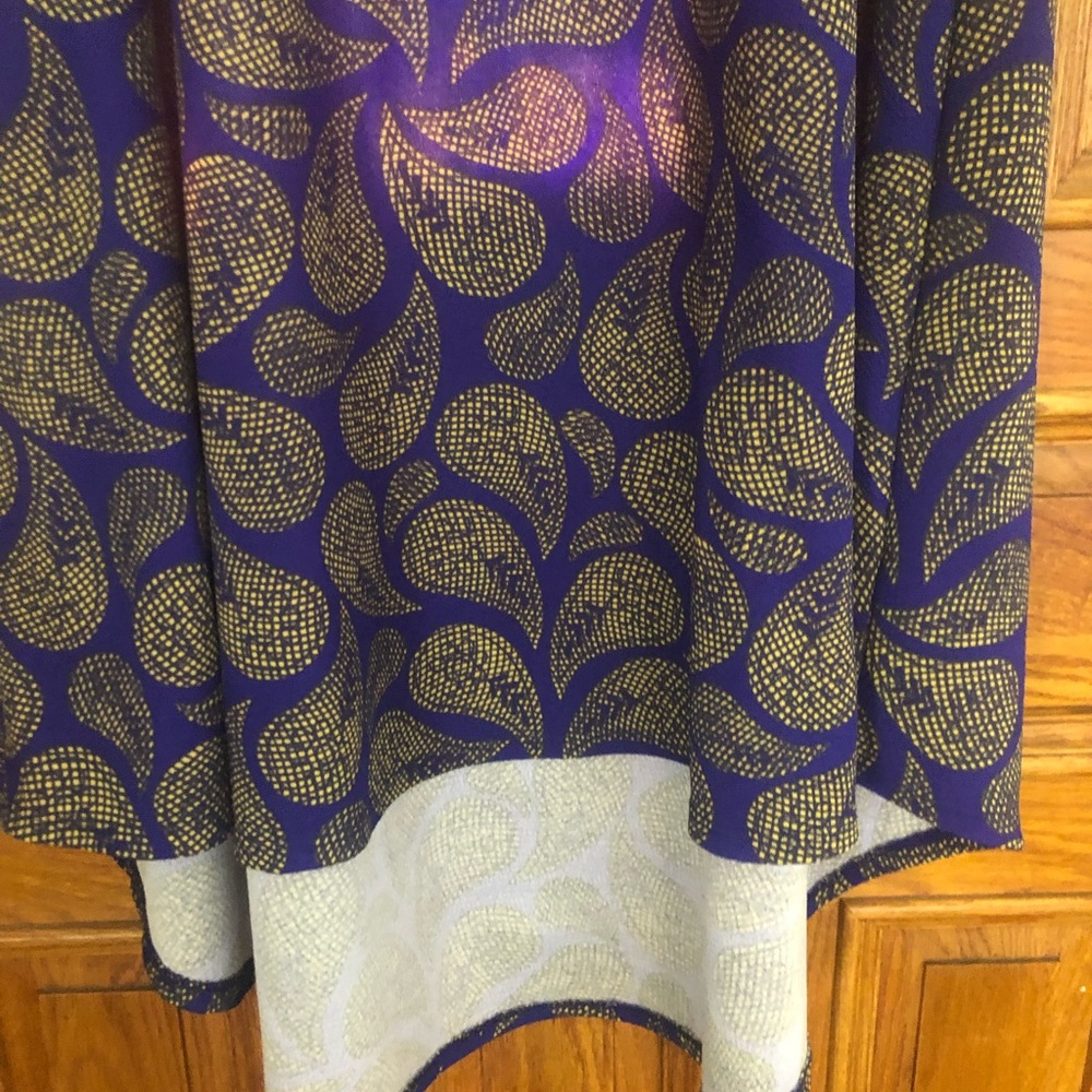 LuLaRoe Carly dress size small. Good condition. Purple and yellow . - Picture 3 of 3